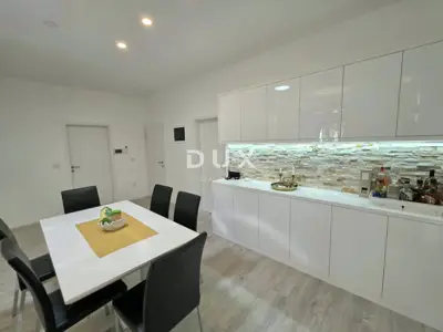 Apartment 97 m², Poreč - pedestrian zone, 100 m from the sea - 5