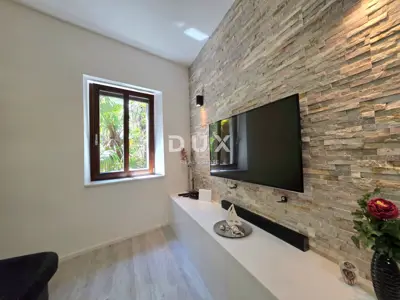 Apartment 97 m², Poreč - pedestrian zone, 100 m from the sea - 2