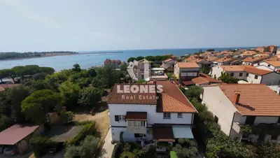 Wohnung 136 m², Umag - zweite Reihe zum Meer
