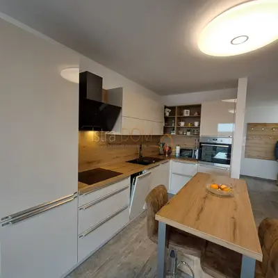 Stan 93 m², Medulin - dvije spavaće sobe i balkon