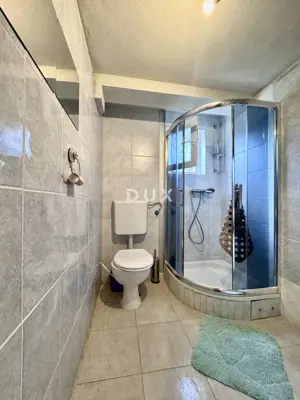 Kuća 136 m², Barban - dvije stambene jedinice - 11