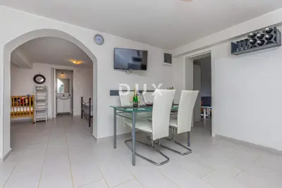 CRIKVENICA, GRIŽANE - Elegante Villa mit beheiztem Pool und Gästehaus - 11