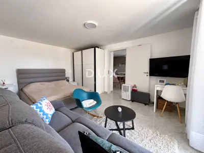 House 170.9 m² in Vodice, 150 m from the sea and beach - 13