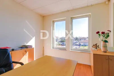 RIJEKA, VIŠKOVO - Excellent commercial space in the center - 12
