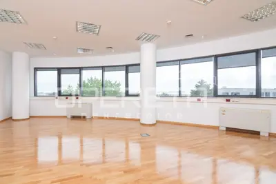 Gewerbeimmobilie zur Miete in Sloboština, 185 m² - 5