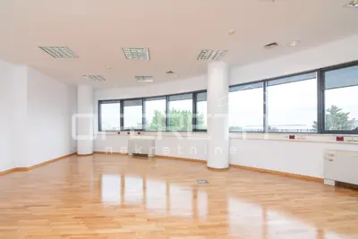 Gewerbeimmobilie zur Miete in Sloboština, 185 m² - 4