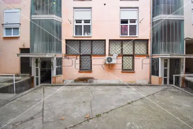 Gewerbefläche 130 m², Zentrum von Metković, verglaste Fassade - 19