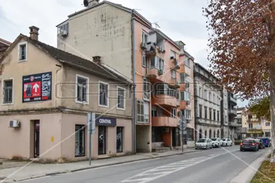 Gewerbefläche 130 m², Zentrum von Metković, verglaste Fassade - 17