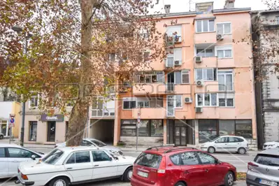 Gewerbefläche 130 m², Zentrum von Metković, verglaste Fassade - 2