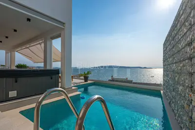 Villa 450 m², Čiovo - offener Meerblick - 2