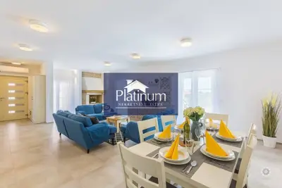 Villa 260 m², Marčana - Pool und Grundstück 850 m² - 7