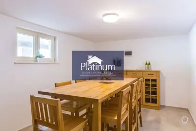 Villa 260 m², Marčana - Pool und Grundstück 850 m² - 12