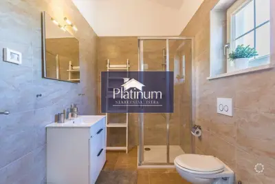 Villa 260 m², Marčana - Pool und Grundstück 850 m² - 15