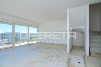 Wohnung zum Kauf in Vlašići, 74 m² - 2