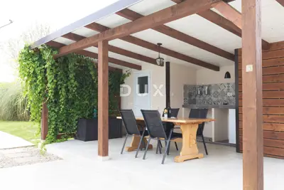 House 101 m², Rovinj - pool and summer kitchen - 21