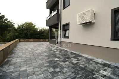 Apartment for sale in Jurdani, 74 m² - 11