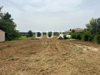ISTRA, MARČANA - Građevinsko zemljište u centru naselja - 3