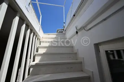 Kuća 97 m², Kaštel Lukšić - stara jezgra i terasa - 10