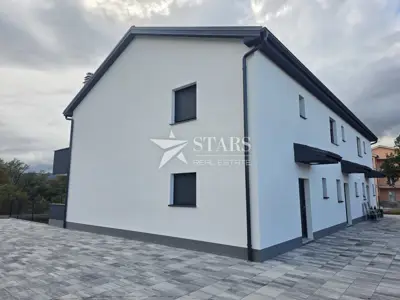 Stan 122 m², Viškovo - privatna okućnica 55 m²
