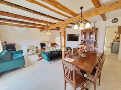 Haus 200 m², Murine bei Umag, Pool und Gartenanlage - 13