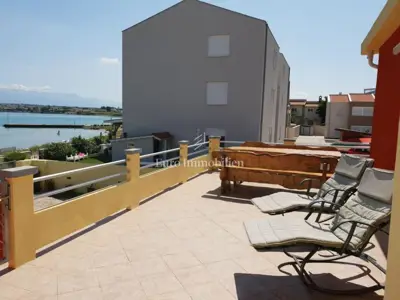 Kuća 613 m², Nin - 1. red do mora - 12