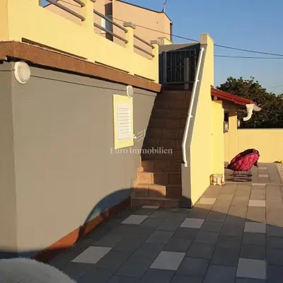 Kuća 613 m², Nin - 1. red do mora - 10