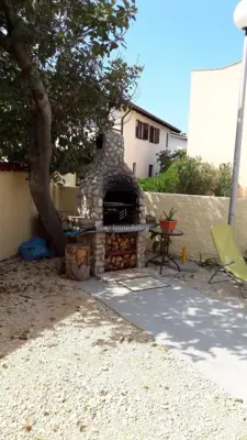 Kuća 613 m², Nin - 1. red do mora - 16