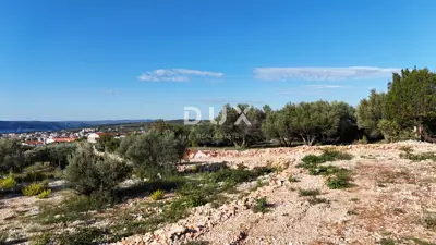 OTOK KRK, GRAD KRK - Zemljište s pogledom na more 777 m² - PRILIKA! - 4