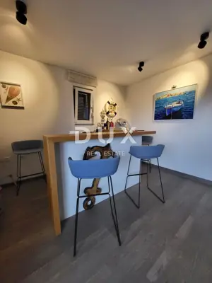 Apartment 150 m², Preko - 4 bedrooms, 2 balconies - 10