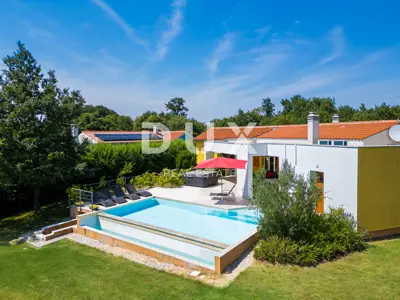 Villa 180 m², Svetvinčenat - Pool und Jacuzzi - 3