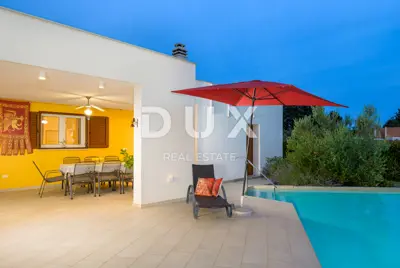 Villa 180 m², Svetvinčenat - Pool und Jacuzzi - 6