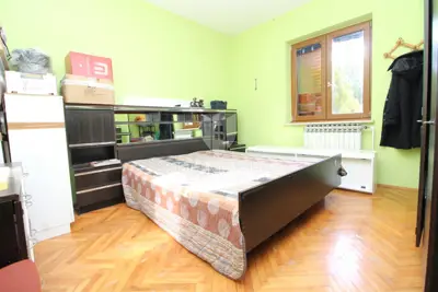 Kuća 262 m², Kršan - dvije stambene jedinice - 10