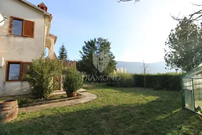 Kuća 262 m², Kršan - dvije stambene jedinice - 3