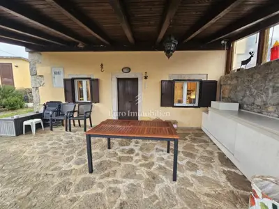 Otok Krk - samostojeća kuća s lijepom okućnicom - 10