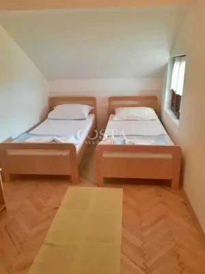 Apartmanska kuća 319 m², Sabunike - 3 apartmana i vrt - 11