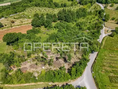 Zemljište 10.000 m², Šumber - mirna lokacija blizu Labina - 2