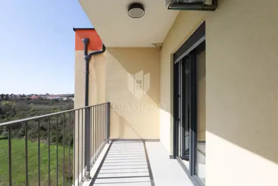 Wohnung zum Kauf in Rovinj, 56 m² - 2