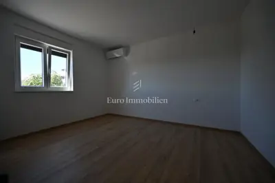 Istra, Novigrad - apartment in a new building with a pool - 8