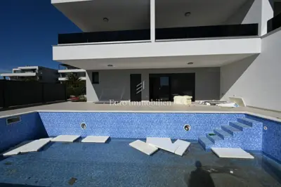 Istra, Novigrad - apartment in a new building with a pool - 16