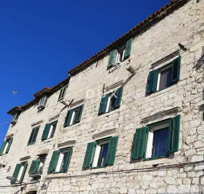 Haus 450 m², Šibenik - Dolac, erste Reihe zum Meer - 5