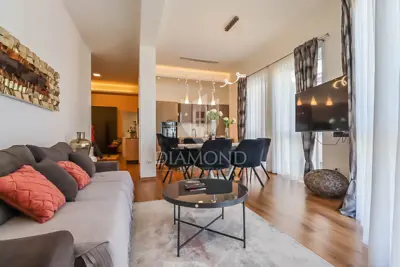 Apartment for sale in Centar, 294 m² - 13