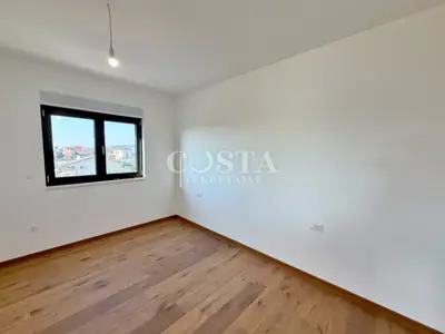 Penthouse 61,67 m², Sukošan - Dachterrasse und Stellplatz - 11