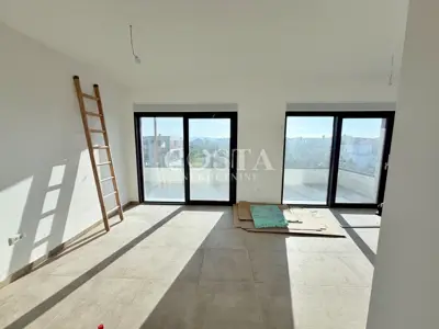 Penthouse 61,67 m², Sukošan - Dachterrasse und Stellplatz - 9