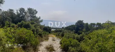 Grundstück zum Kauf in Pavićini