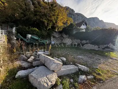 GRIŽANE - building plot with conceptual project - 2