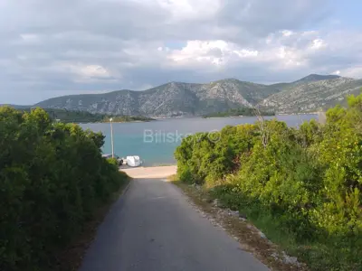 Baugrundstück 1 607 m², Račišće, ruhige Lage am Meer - 3