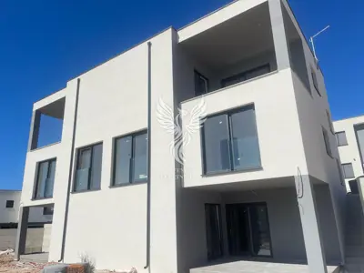 Haus zum Kauf in Vodice, 214,6 m² - 4
