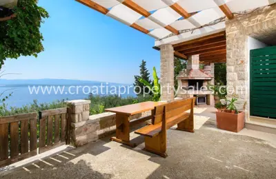 Kuća, Brač, 302 m², 1 200 000 €
