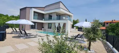 Haus zum Kauf in Vrbnik, 175 m² - 2
