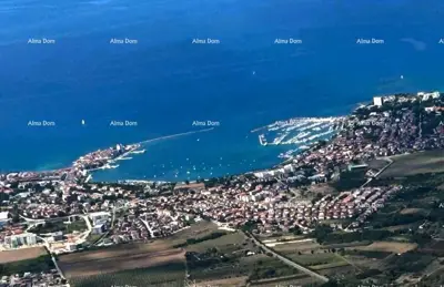 Građevinsko zemljište 1.250 m², Savudrija - ravna parcela